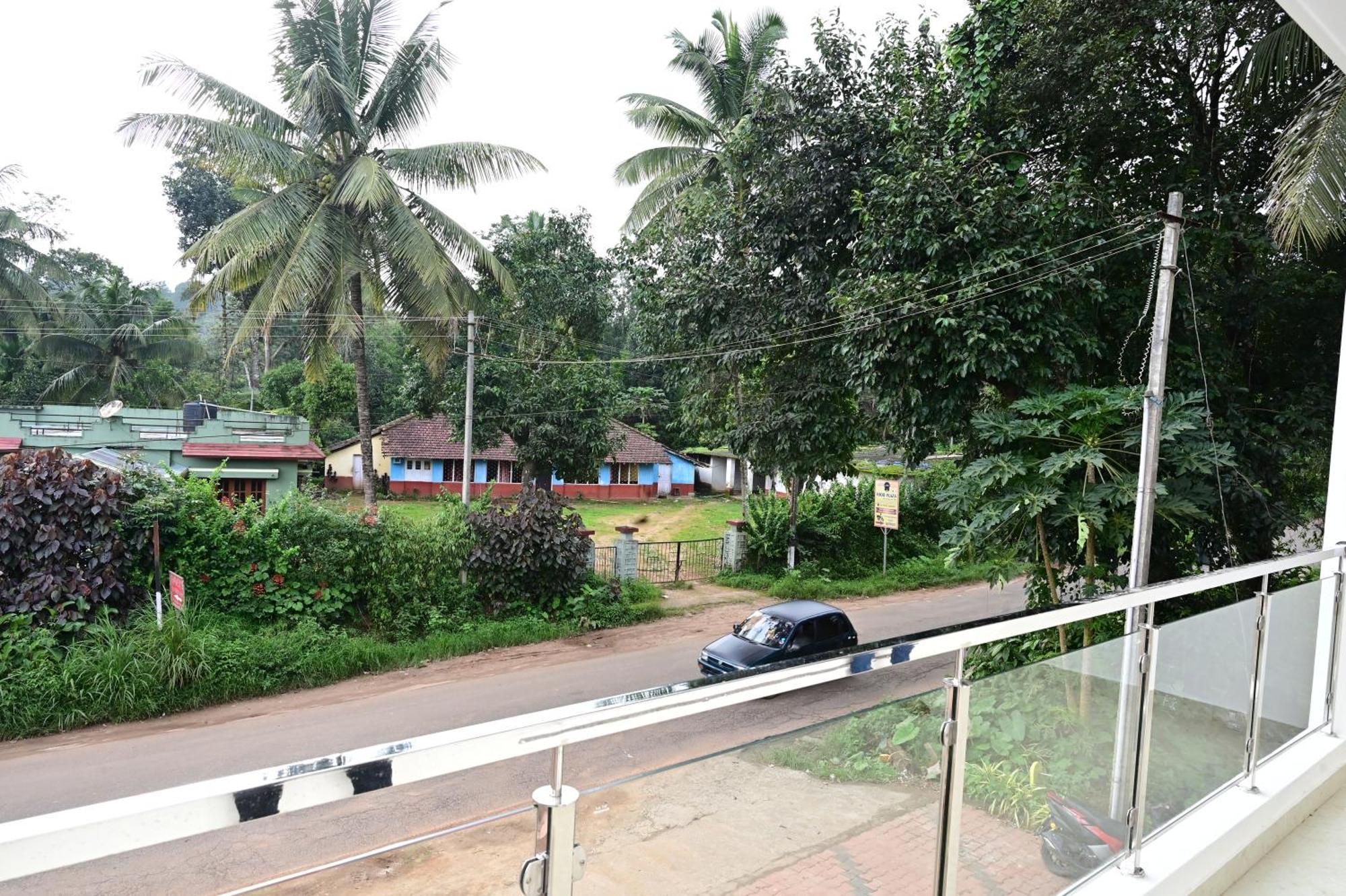 Grand Misty Heaven Vila Madikeri Exterior foto