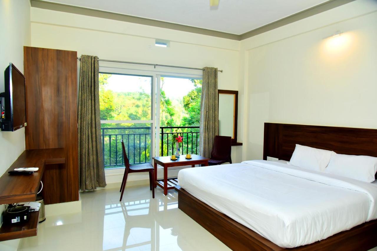 Grand Misty Heaven Vila Madikeri Exterior foto