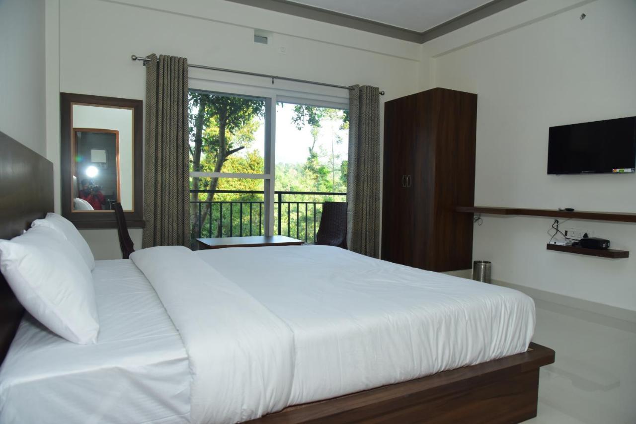 Grand Misty Heaven Vila Madikeri Exterior foto